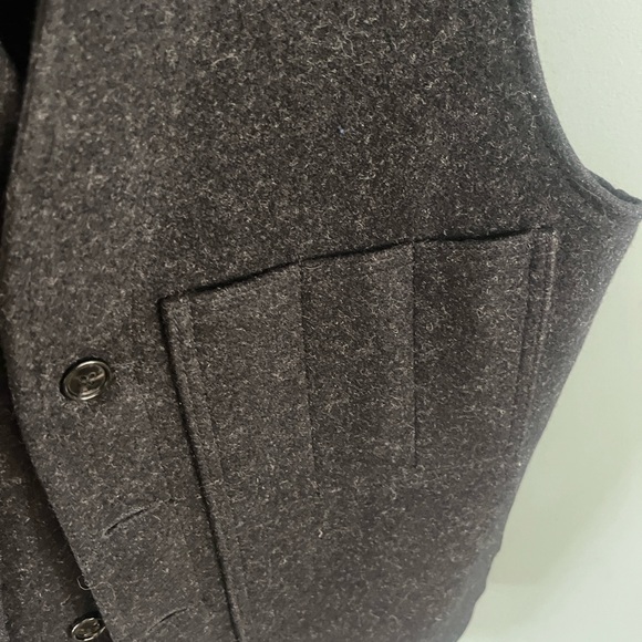 Filson Mackinaw Wool Vest - Picture 9 of 16
